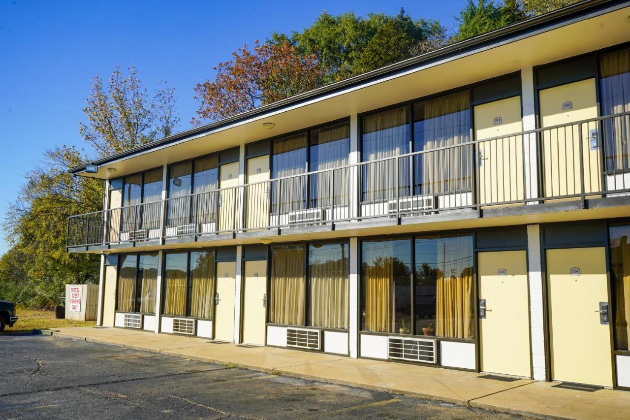 Sunset Motel